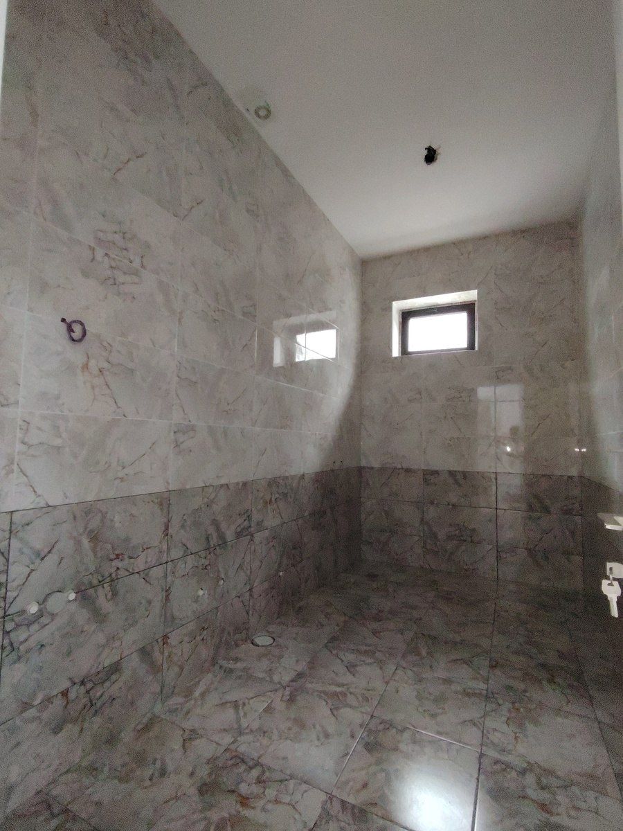 Satılır 4 otaqlı həyət evi/bağ evi 200 m² — Ev, villa, Bakı (10)