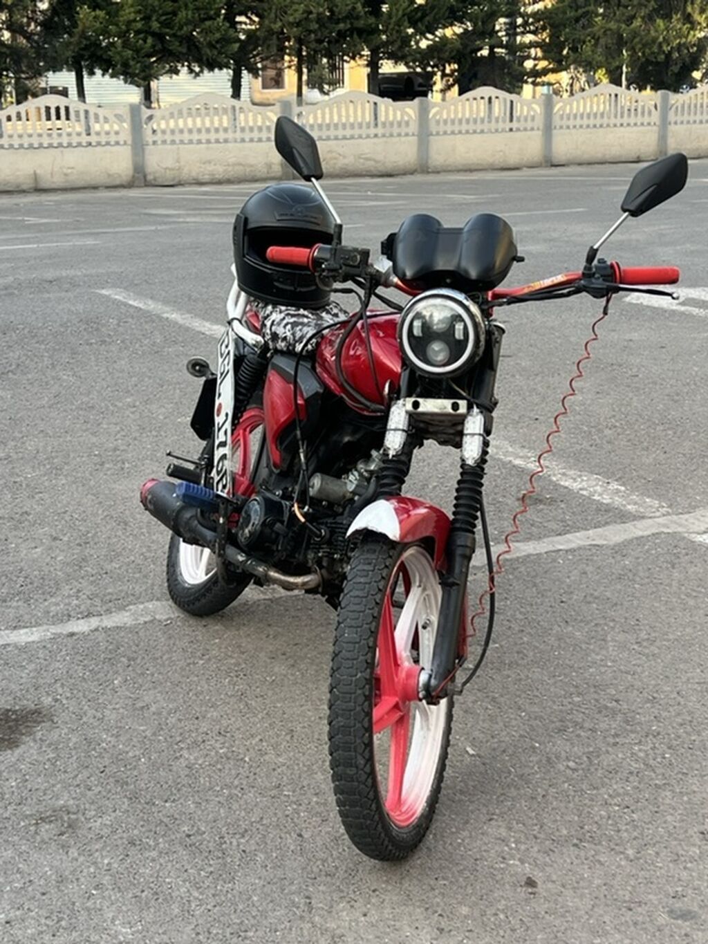 Moto göründüyü kimidi barterdə var baxr motoya üsdündə pul verə — Mopedlər və skuterlər, Sabirabad (4)