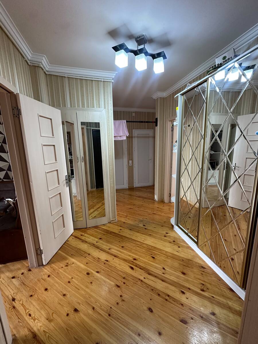 Satılır 4 otaqlı köhnə tikili 100 m² — Mənzil, Bakı (4)