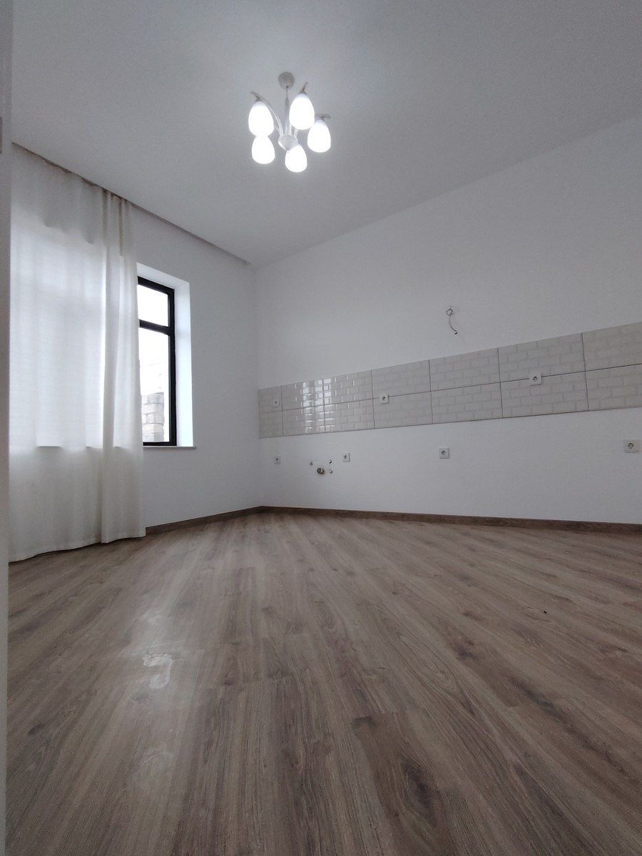 Satılır 4 otaqlı həyət evi/bağ evi 200 m² — Ev, villa, Bakı (5)