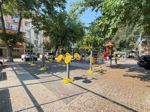 Satılır 3 otaqlı Bina evi menzil (Köhnə tikili), 85 m², Nərimanov rayonu — Bakı