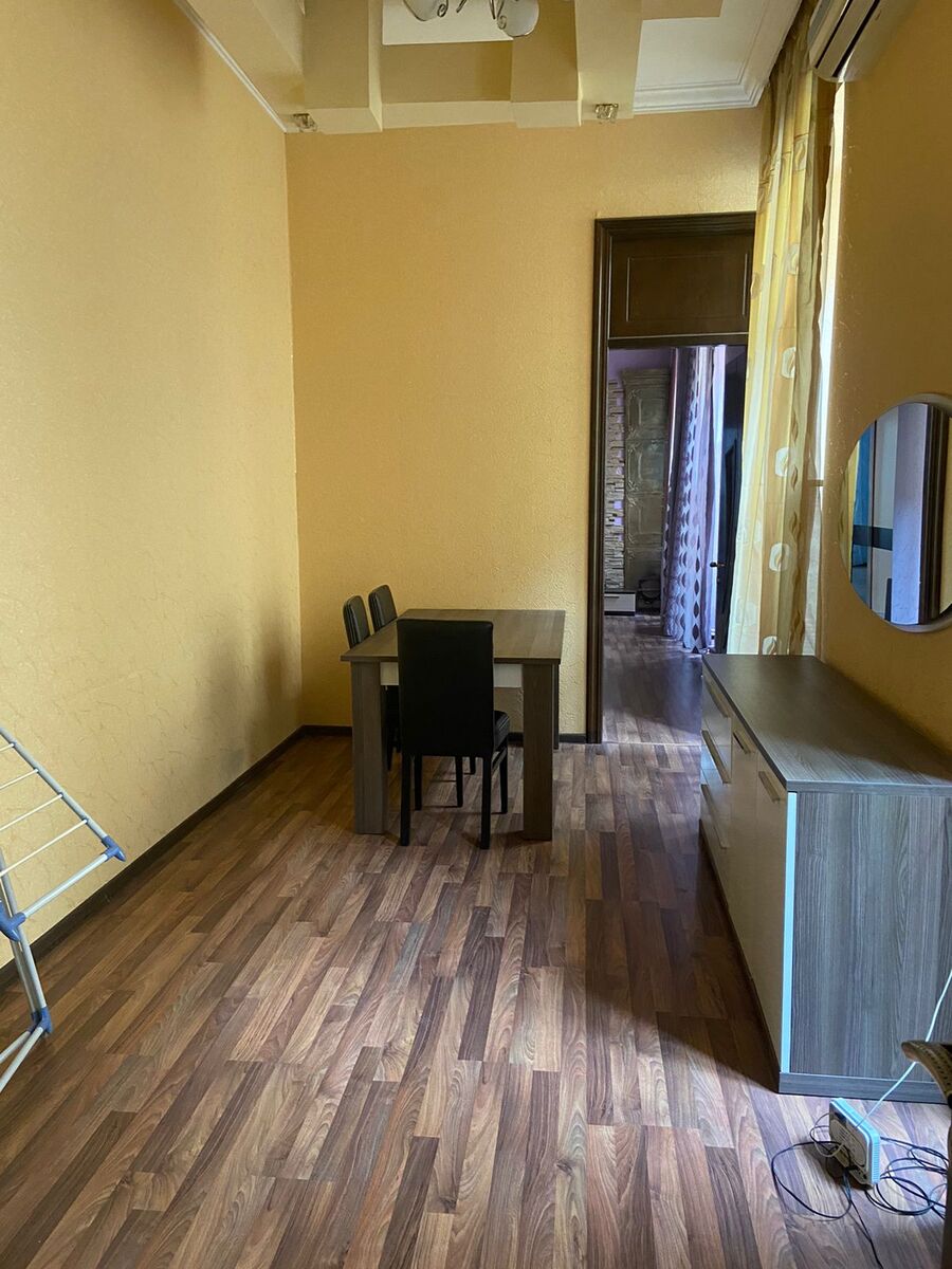 Satılır 3 otaqlı köhnə tikili 70 m² — Mənzil, Bakı (8)