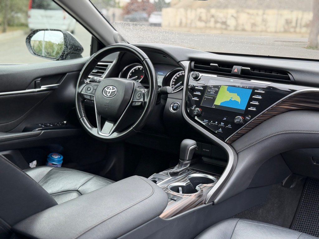 Toyota Camry, 2.5 L, 2018 il, 107 000 km — Avtomobillər, Bakı (7)