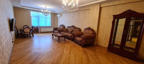 İcarəyə verilir 4 otaqlı yeni tikili 201 m² — Bakı
