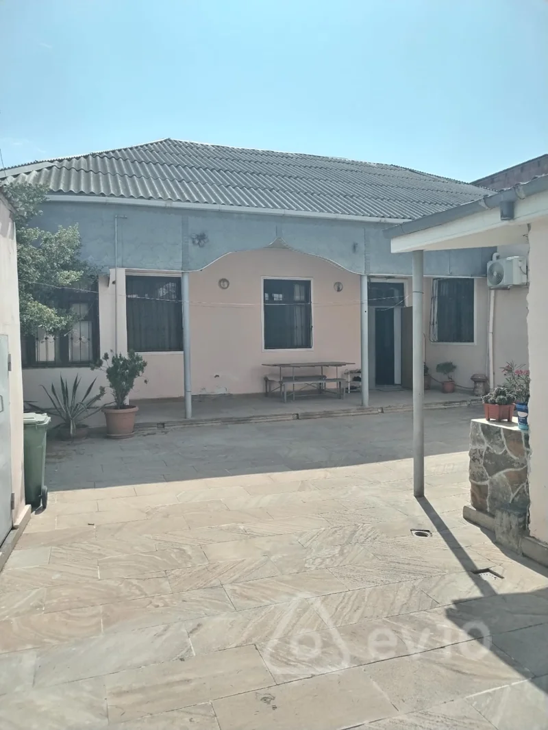 5 otaqlı həyət evi, 200 m², Abbas Mirzə Şərifzadə küc — Ev, villa, Bakı (3)