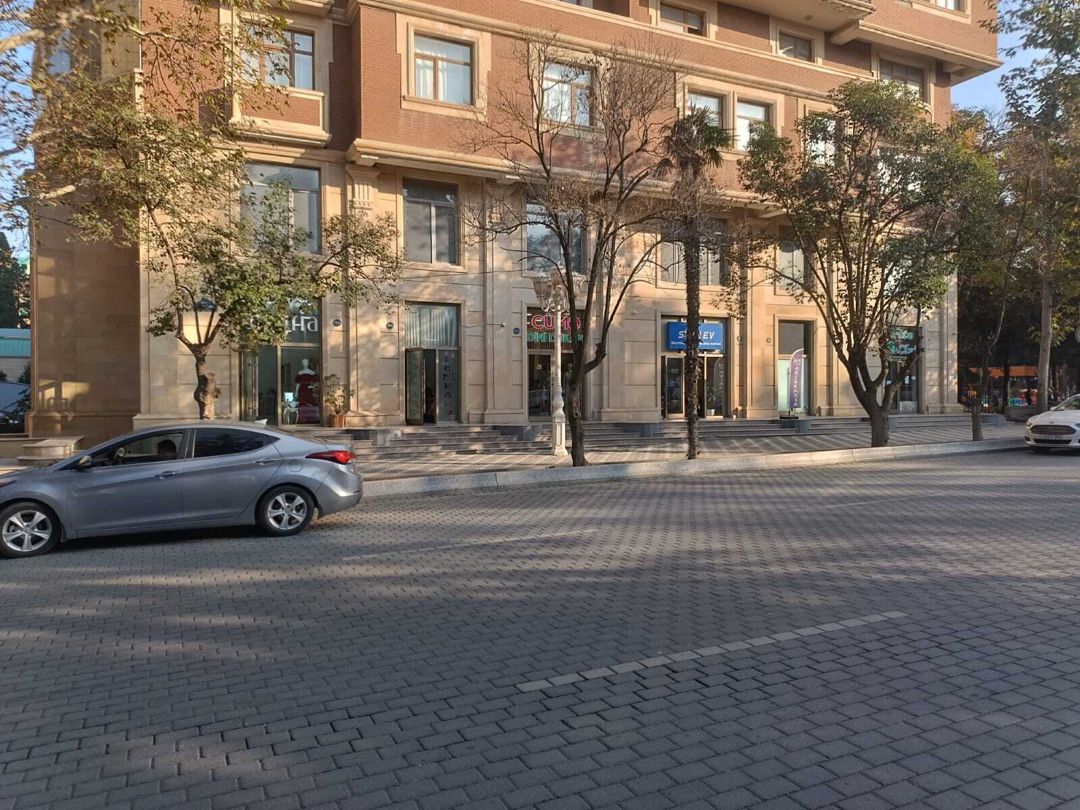 Satılır obyekt 1150 m² — Əmlak, Gəncə (7)