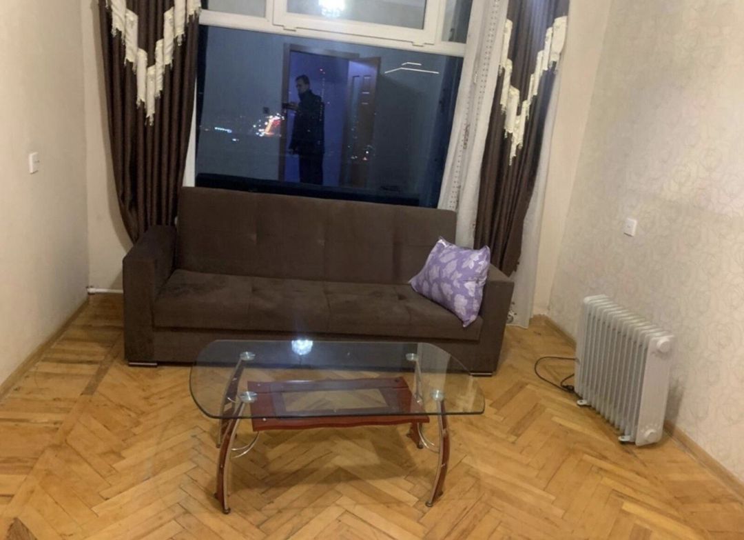 İcarəyə verilir 2 otaqlı köhnə tikili 85 m² — Mənzil, Bakı (4)
