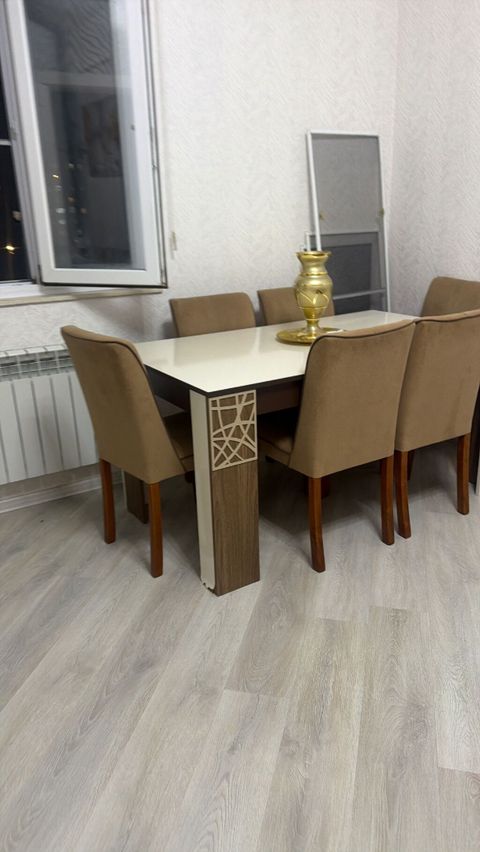 Qonaq otağı üçün, İşlənmiş, Açılan, Dördbucaq masa, 6 stul — Bakı