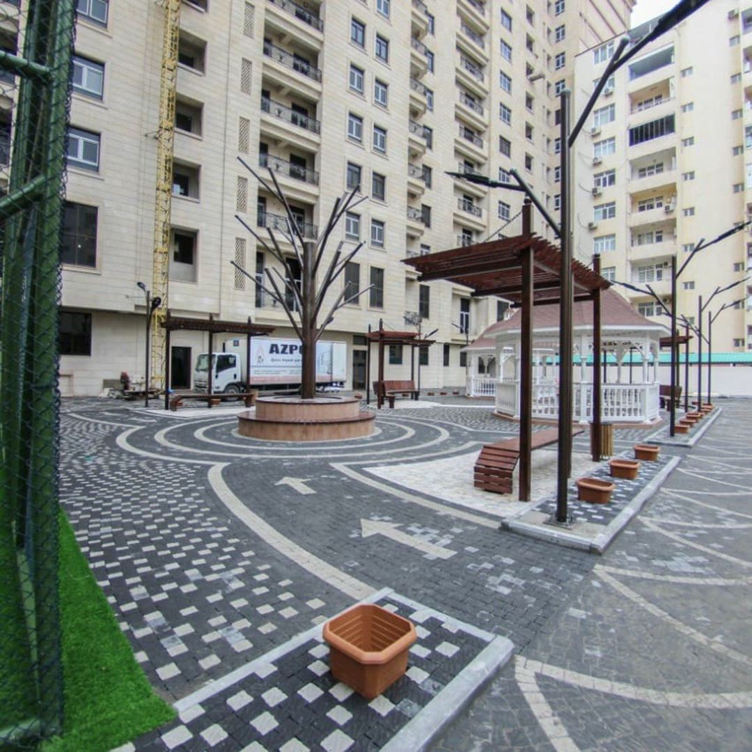 Satılır 4 otaqlı yeni tikili 211 m² — Mənzil, Bakı (2)