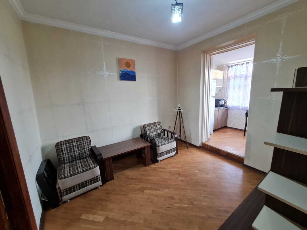 İcarəyə verilir 2 otaqlı köhnə tikili 70 m² — Mənzil, Bakı (2)