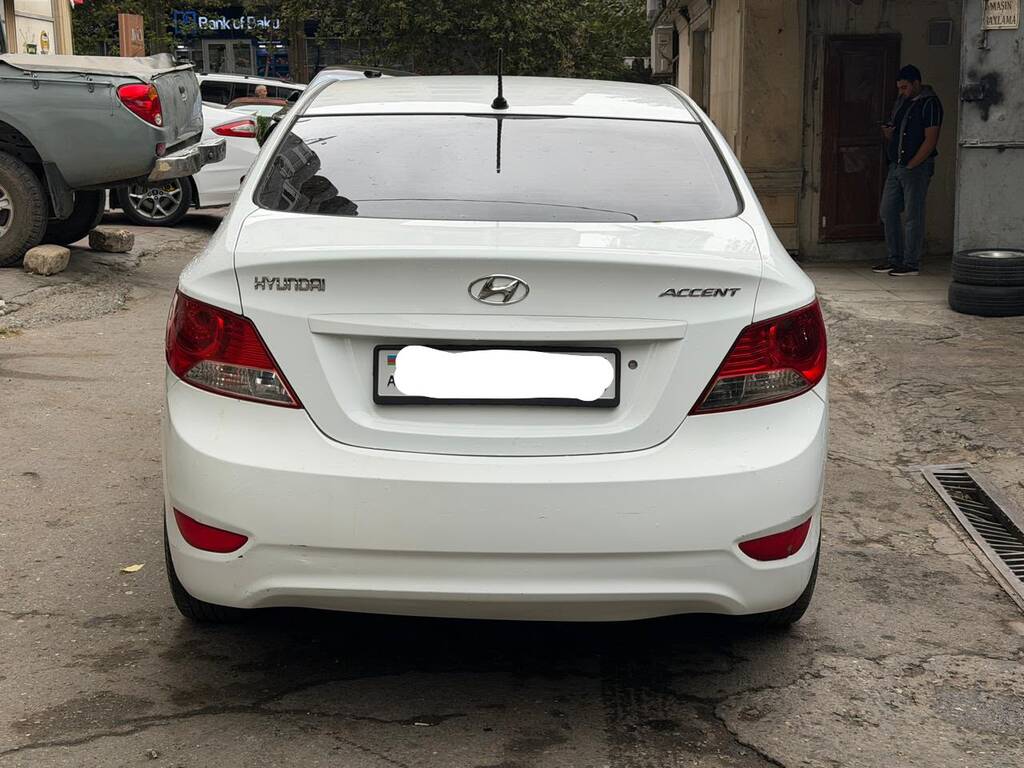 Hyundai Accent, 1.4 L, 2013 il, 309 000 km — Avtomobillər, Bakı (2)