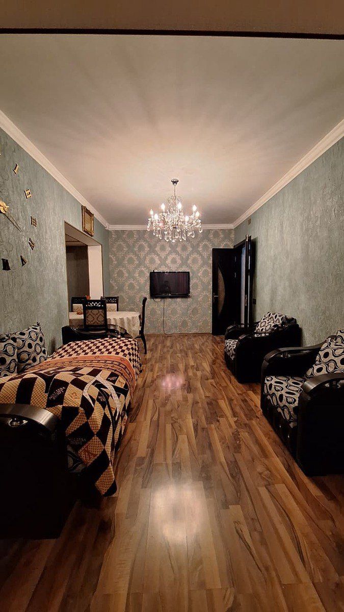 Satılır 2 otaqlı köhnə tikili 75 m² — Mənzil, Bakı (3)