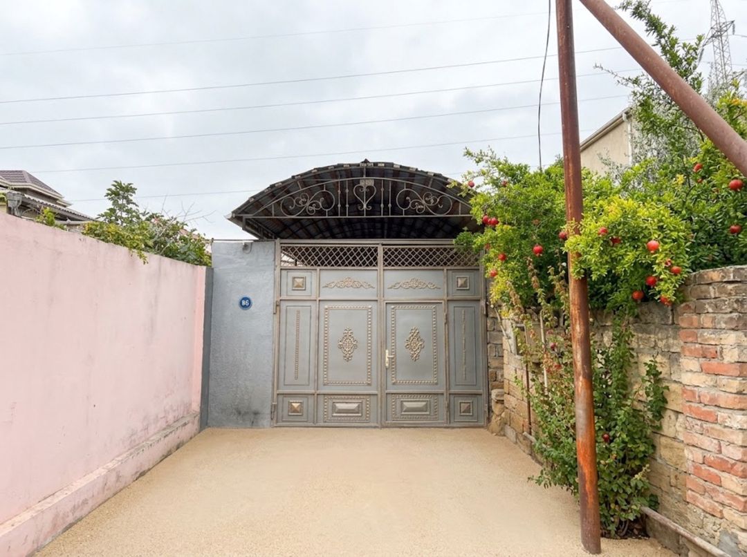 Satılır 11 otaqlı həyət evi/bağ evi 310 m² — Ev, villa, Bakı (2)