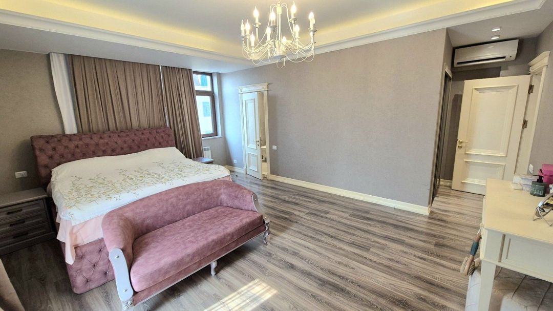 Satılır 4 otaqlı yeni tikili 225 m² — Mənzil, Bakı (10)