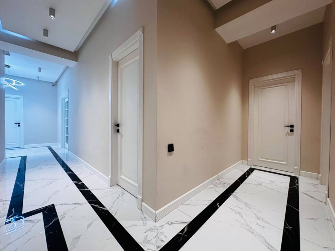 Satılır 4 otaqlı yeni tikili 183 m² — Mənzil, Bakı (7)
