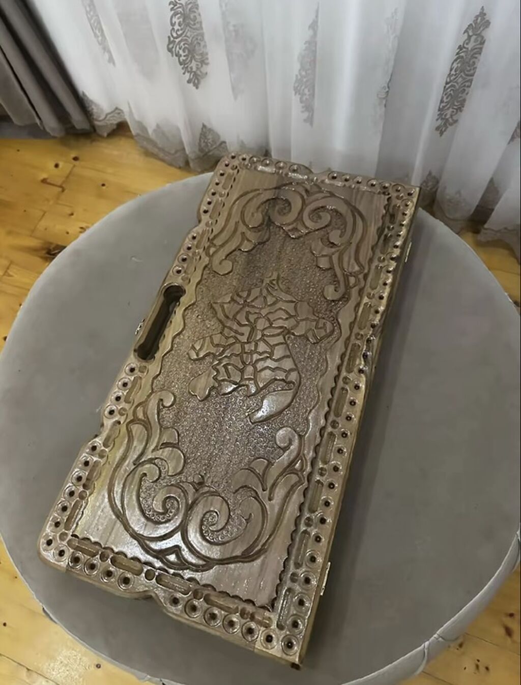 Ağac oyma nərd dəsti - Material: qoz ağac, əl işi oyma ilə — Şax, şəkəh, nard, Xırdalan (7)