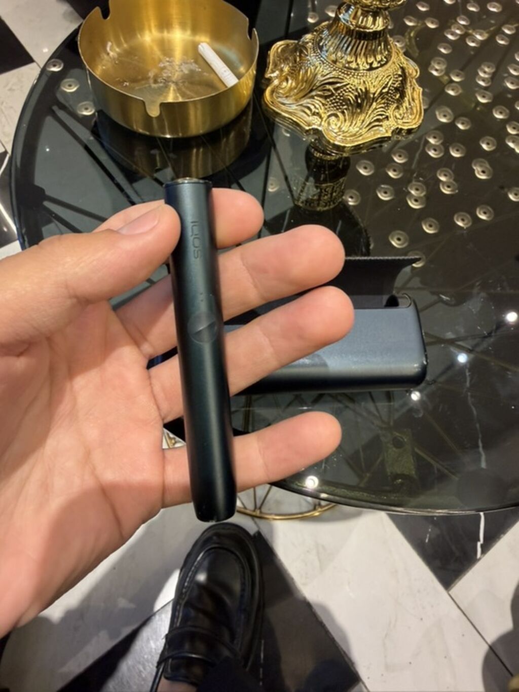 Islenmis iqos sekilde gorunduyu kimidir ciziqlari var sadece basqa bir — Elektronik siqaretlər, Bakı (3)