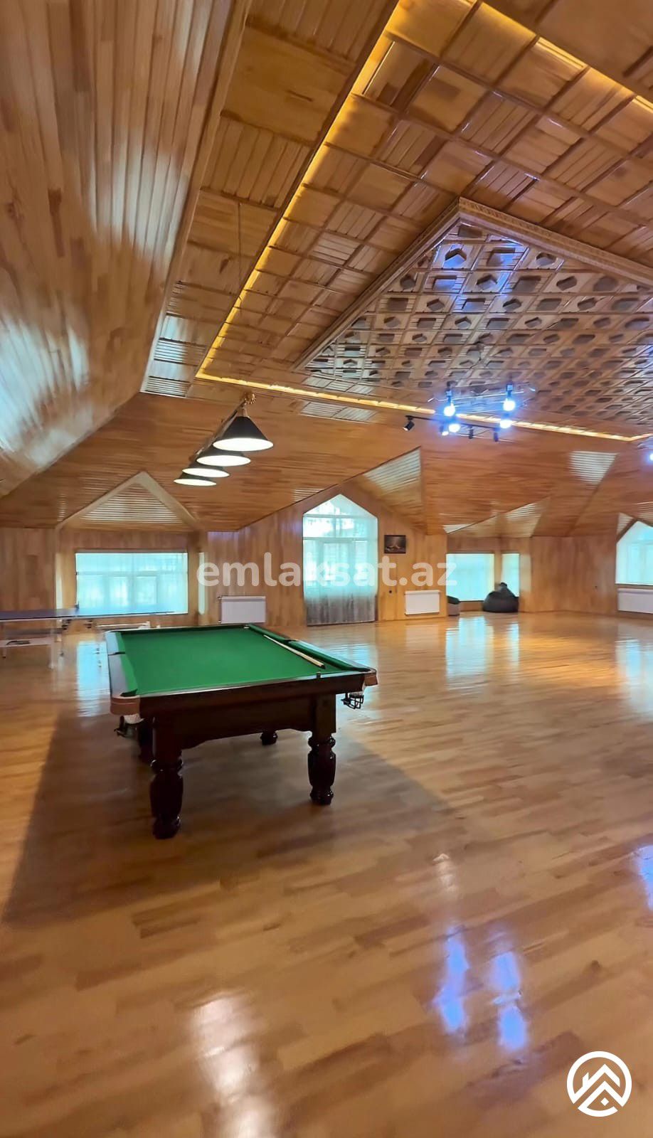 Satılır 7 otaq həyət evi / bağ evi 700 m², Zabrat — Ev, villa, Bakı