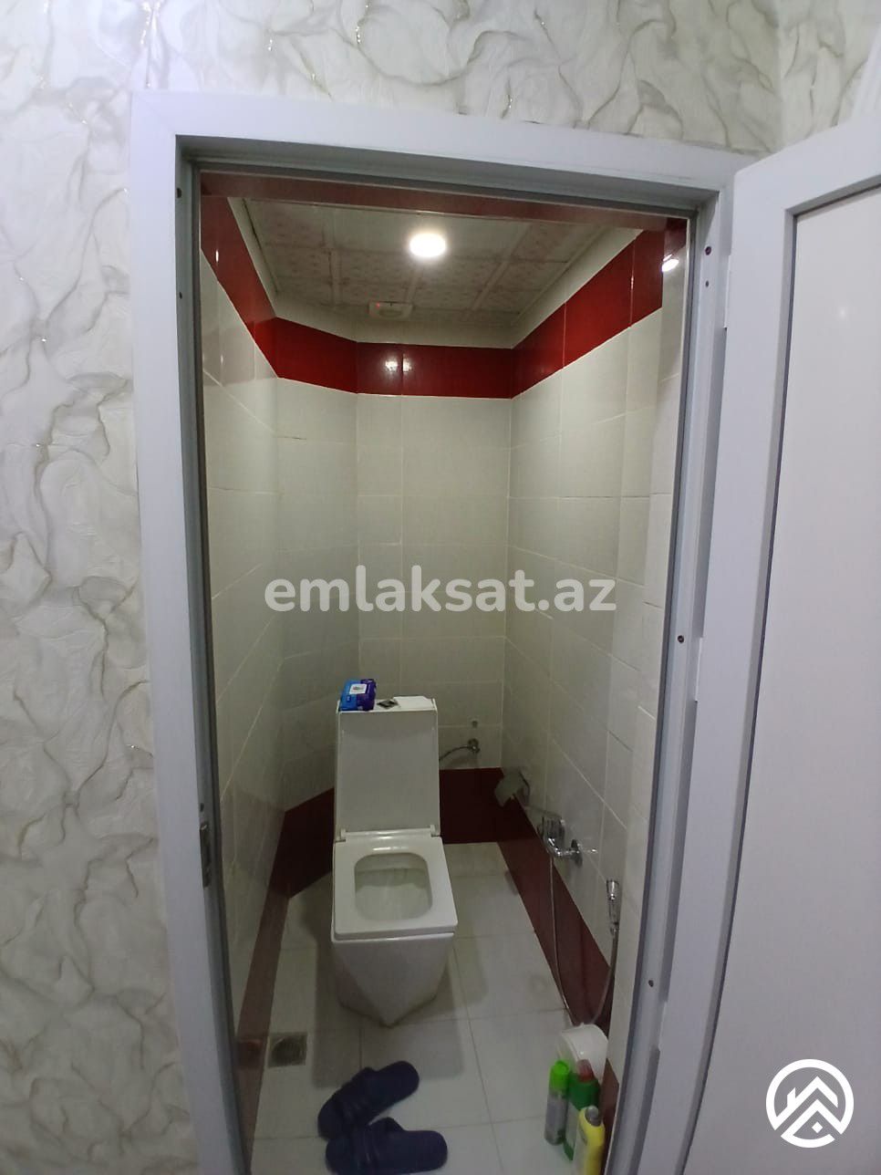 Satılır 3 otaq köhnə tikili 80 m², Avtovağzal metrosu — Mənzil, Bakı (12)