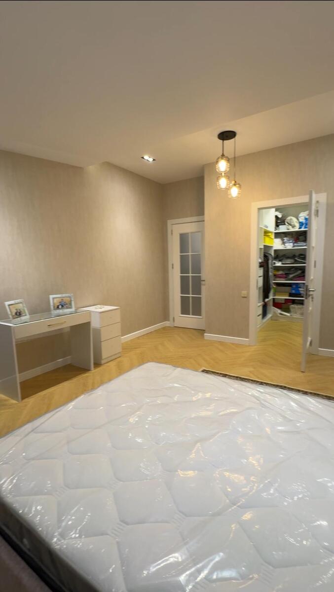 Satılır 5 otaqlı yeni tikili 250 m² — Mənzil, Bakı (11)