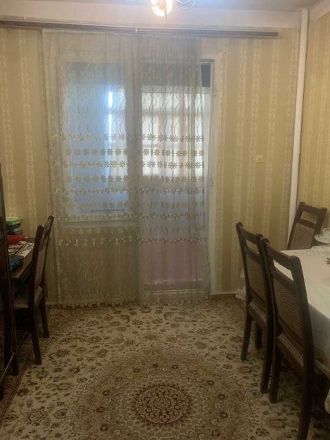 Satılır 2 otaqlı köhnə tikili 65 m² — Bakı