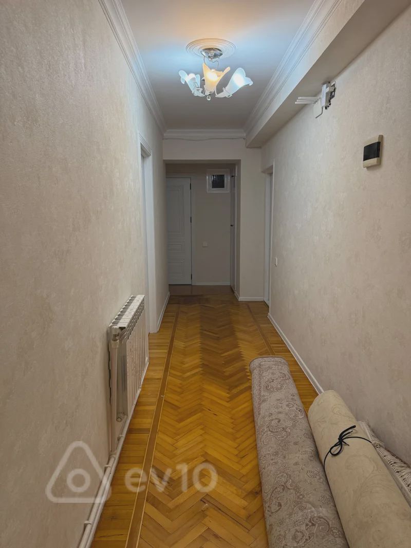 For sale: 3-room apartment (old building), 65 m² — Mənzil, Bakı (3)