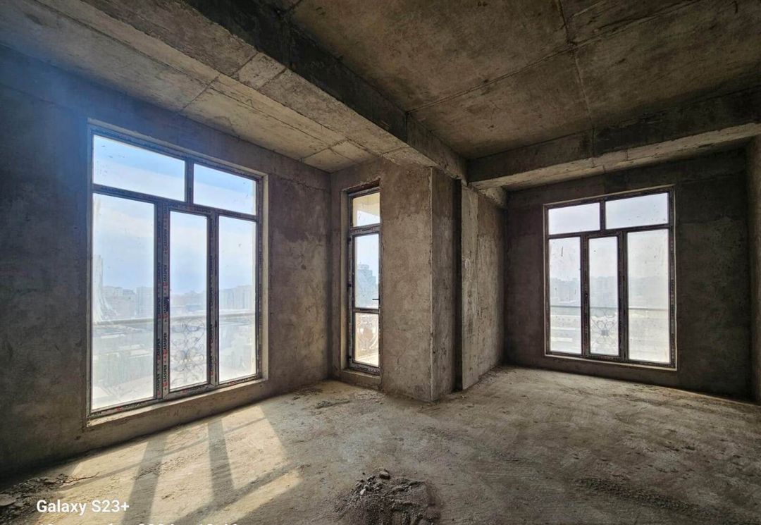 Satılır 4 otaqlı yeni tikili 180 m² — Mənzil, Bakı (3)