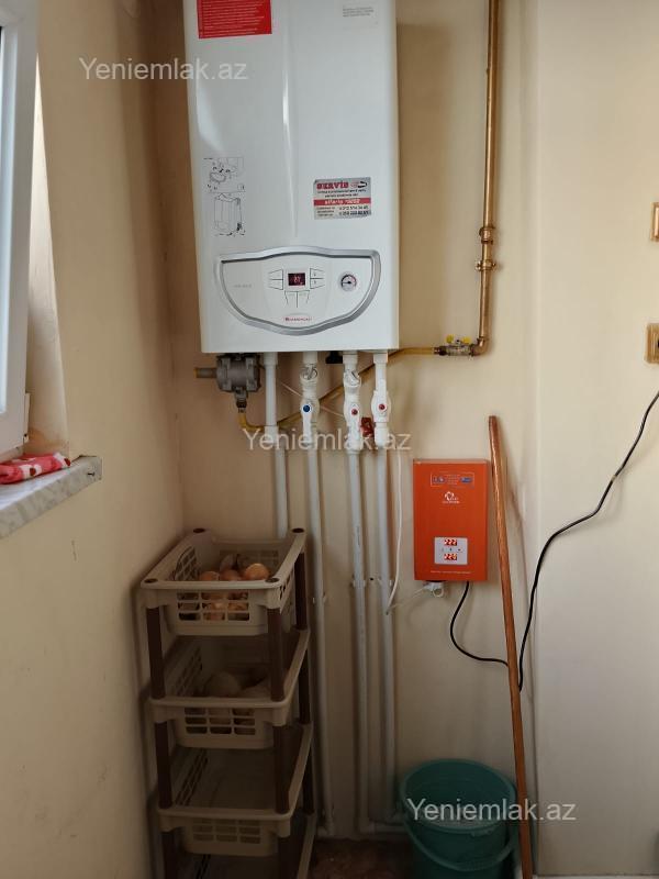 Satılır 3 otaqlı Bina evi menzil (Köhnə tikili), 70 m², 12-ci mikrorayon — Mənzil, Sumqayıt (10)