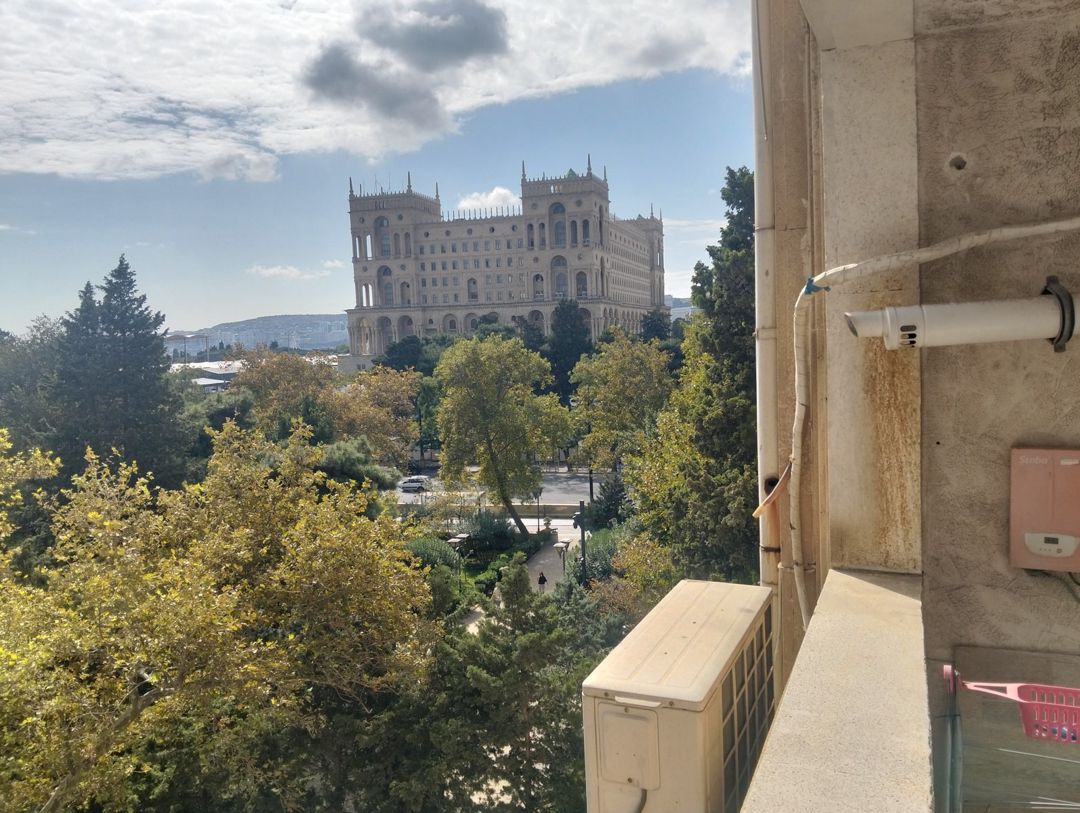 İcarəyə verilir 3 otaqlı köhnə tikili 100 m² — Mənzil, Bakı (7)
