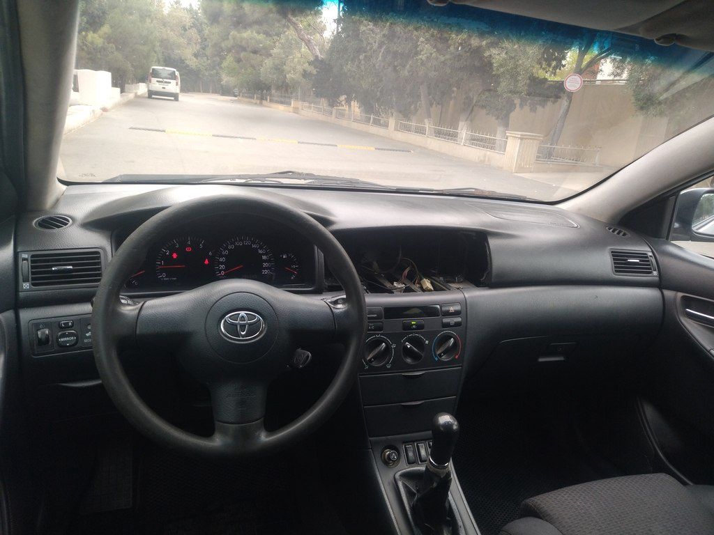 Toyota Corolla, 1.4 L, 2005 il, 295 549 km — Avtomobillər, Bakı (4)