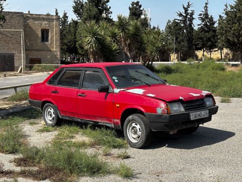 VAZ (Lada) 21099: 1.6 l 1998 il Sedan — Bakı