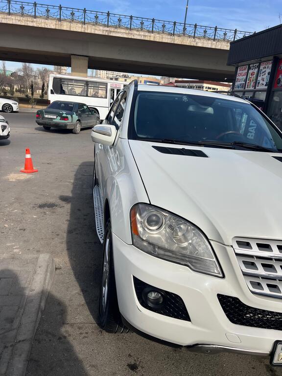 Mercedes ML 350 4MATIC, 3.5 L, 2009 il, 260 000 km 90-TB-350 — Avtomobillər, Bakı (4)