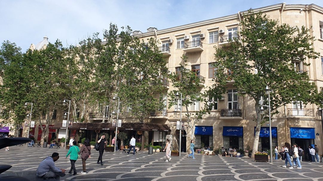 Satılır 3 otaqlı köhnə tikili 120 m² — Mənzil, Bakı (2)