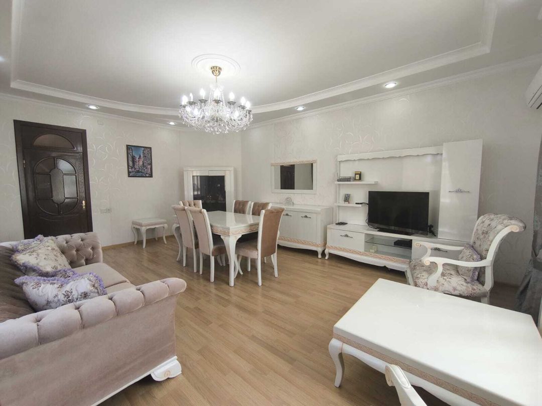Satılır 4 otaqlı həyət evi/bağ evi 322 m² — Ev, villa, Bakı (4)