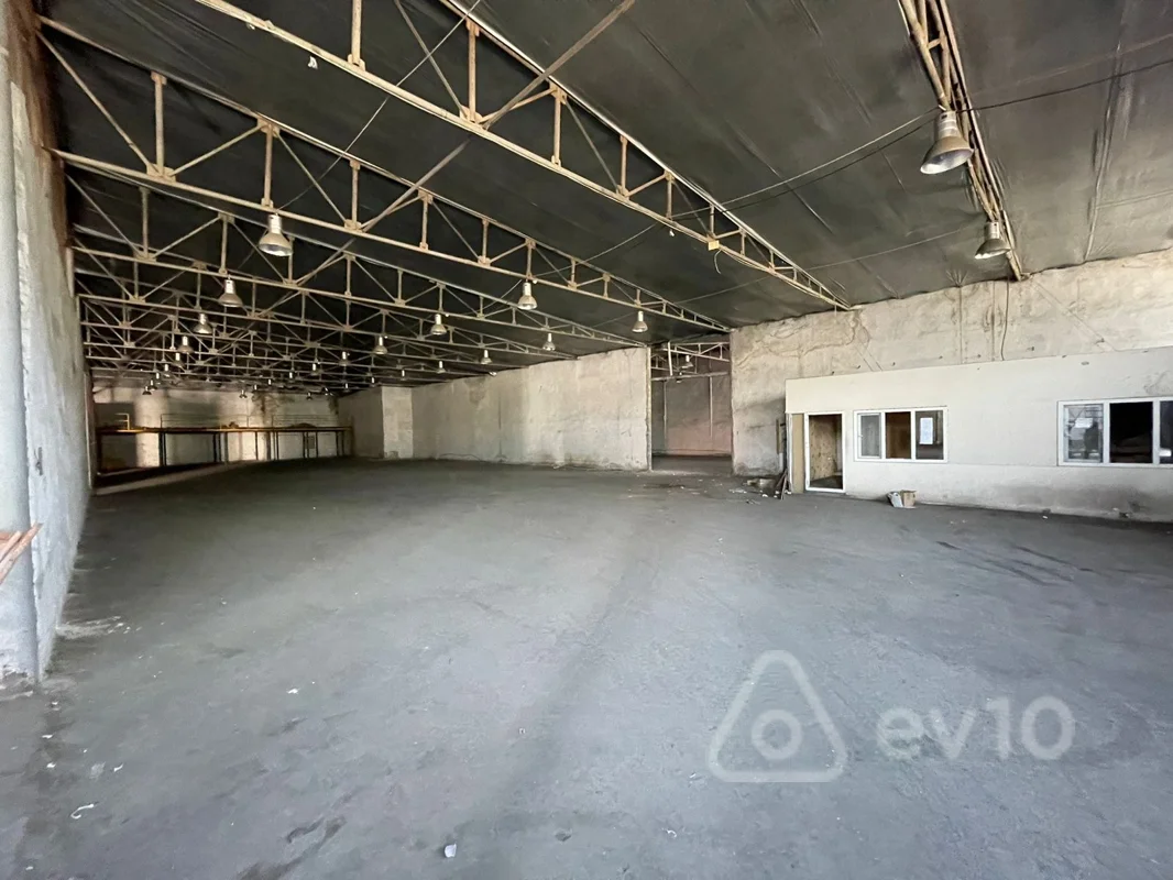 Obyekt, 1300 m², Keşlə qəsəbəsi — kirayə — Əmlak, Bakı (4)