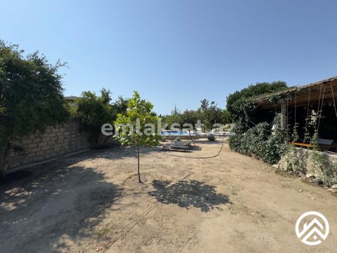 Satılır 5 otaq həyət evi / bağ evi 250 m², Novxanı — Bakı