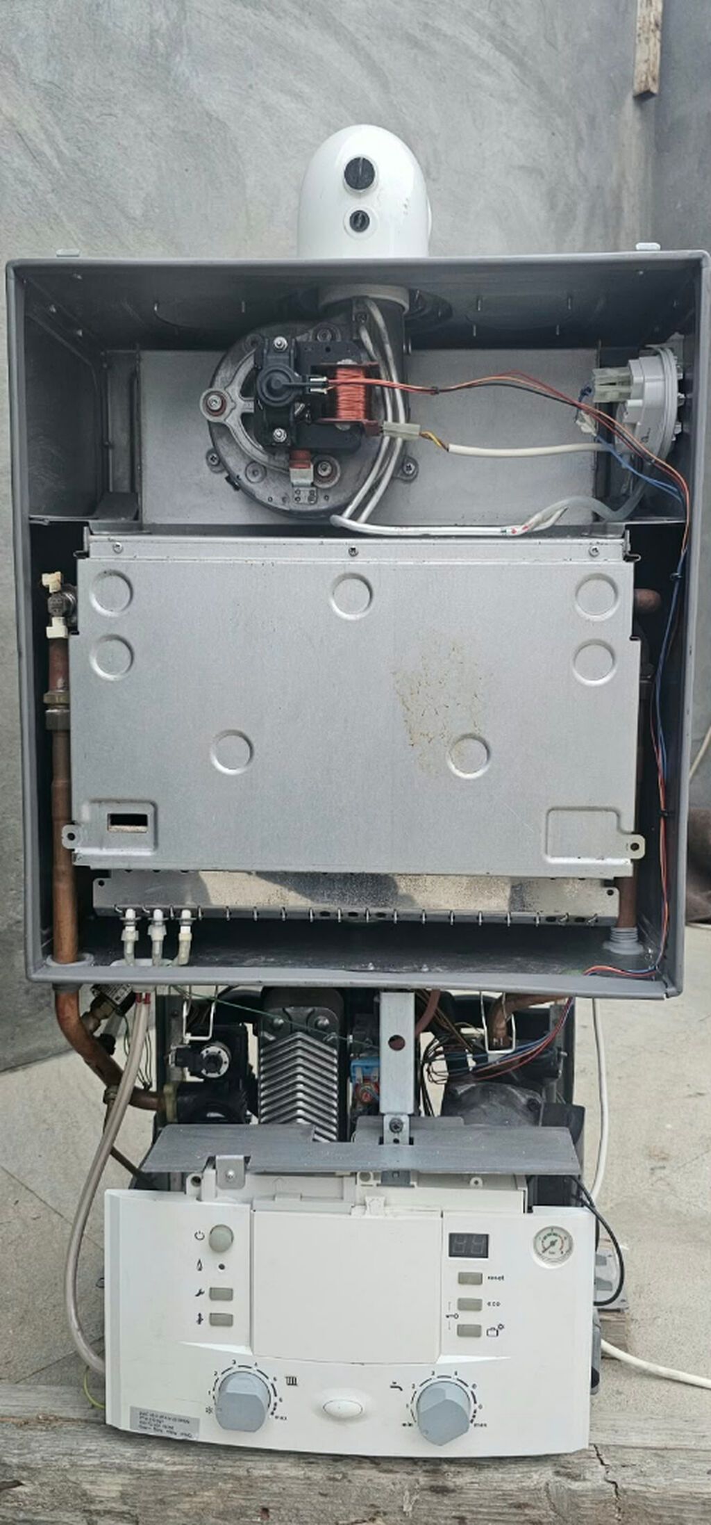 İşlənmiş Kombi Bosch 35 kVt, Zəmanətli, Kredit yoxdur — Kombilər, Bakı (4)