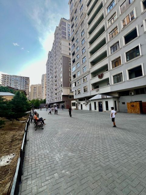 Satılır 3 otaqlı yeni tikili 95 m² — Bakı