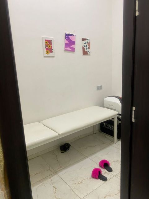 Otaq icareye verilir.Kiprik qaynaq,DERZi,Masaj otaqi kimi goture — Bakı