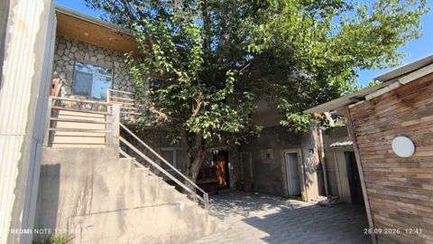 Satılır 7 otaqlı həyət evi/bağ evi 240 m² — Bakı