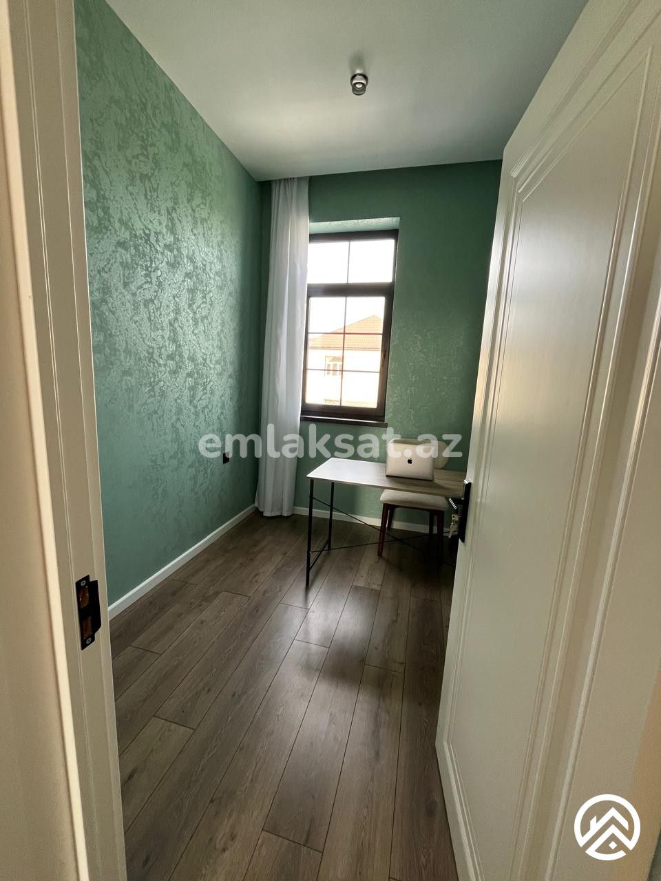 Satılır 7 otaq həyət evi / bağ evi 250 m², Badamdar — Ev, villa, Bakı (11)