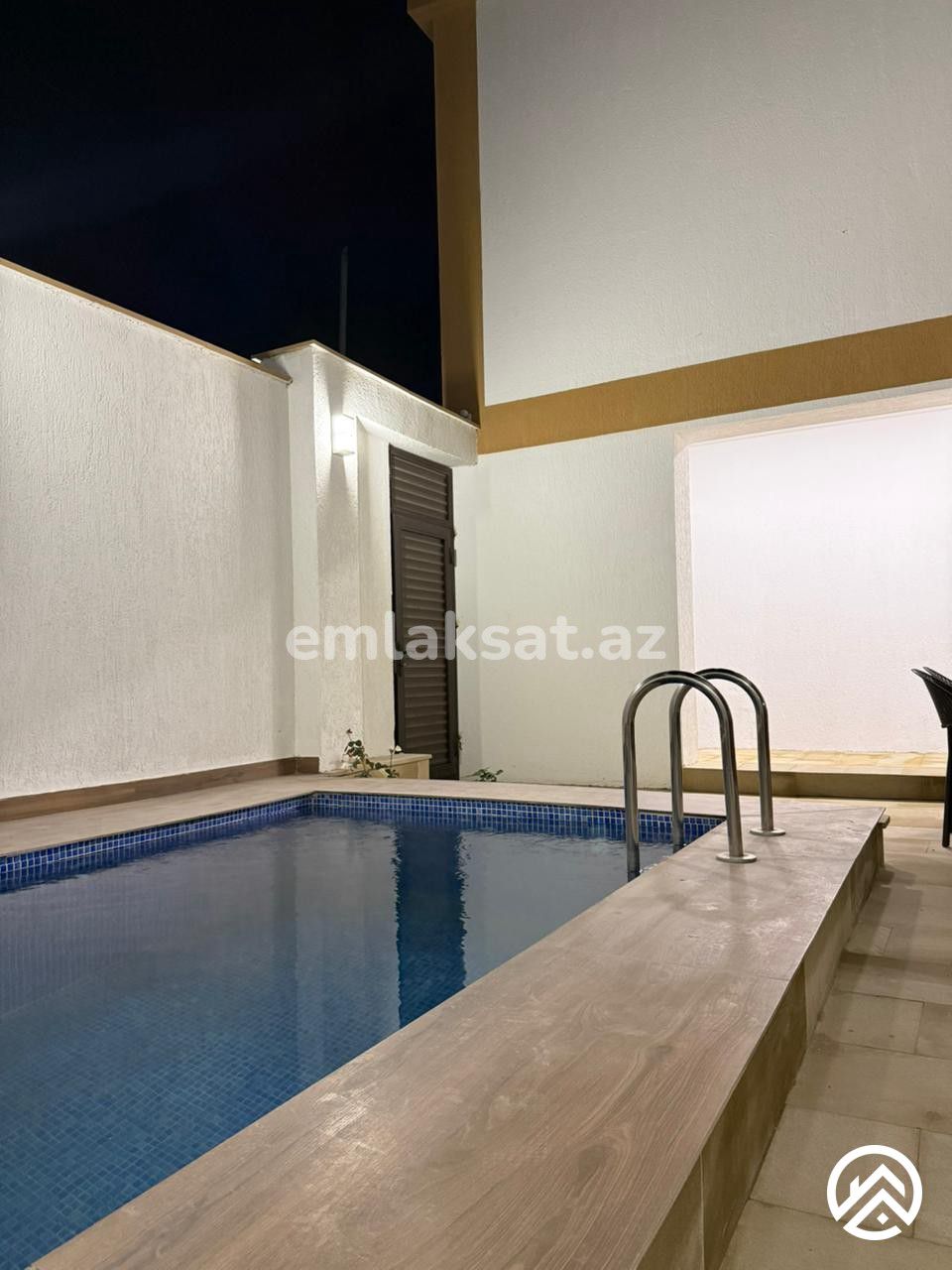 Satılır 4 otaq həyət evi / bağ evi 150 m², Şüvəlan — Ev, villa, Bakı (2)