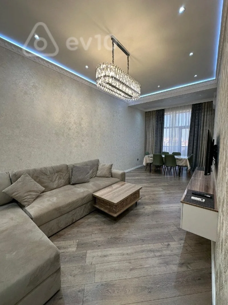 3 otaqlı mənzil, 95 m², Azadlıq prospekti — Bakı