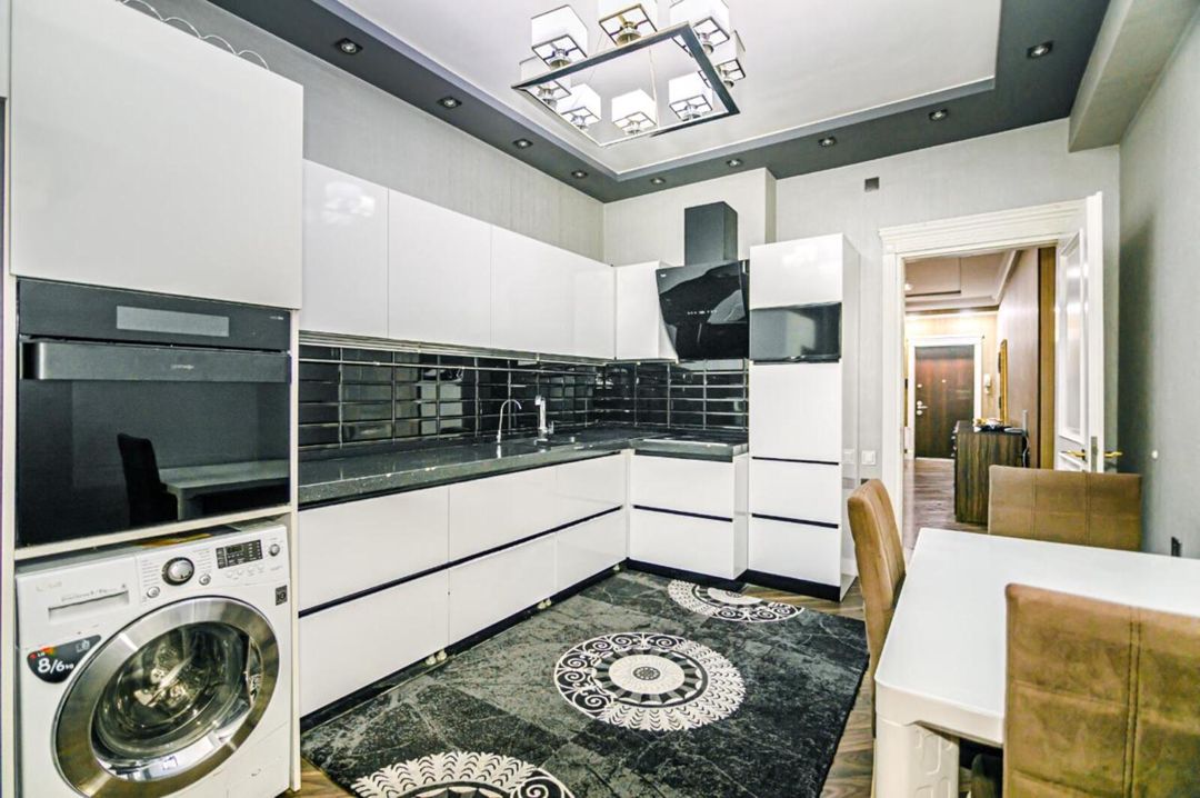 İcarəyə verilir 4 otaqlı yeni tikili 185 m² — Mənzil, Bakı (11)
