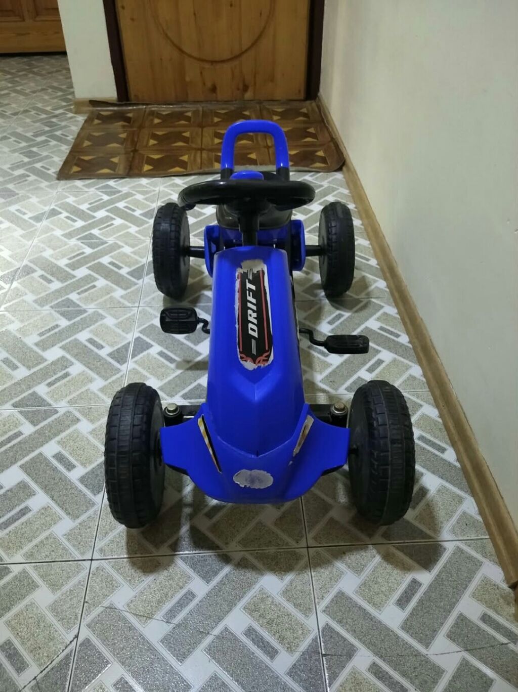 Uşaq pedallı qaçış maşını (go-kart) – mavi - Pedallı idarəetmə: ön — Uşaq avtomobilləri, Bakı (3)