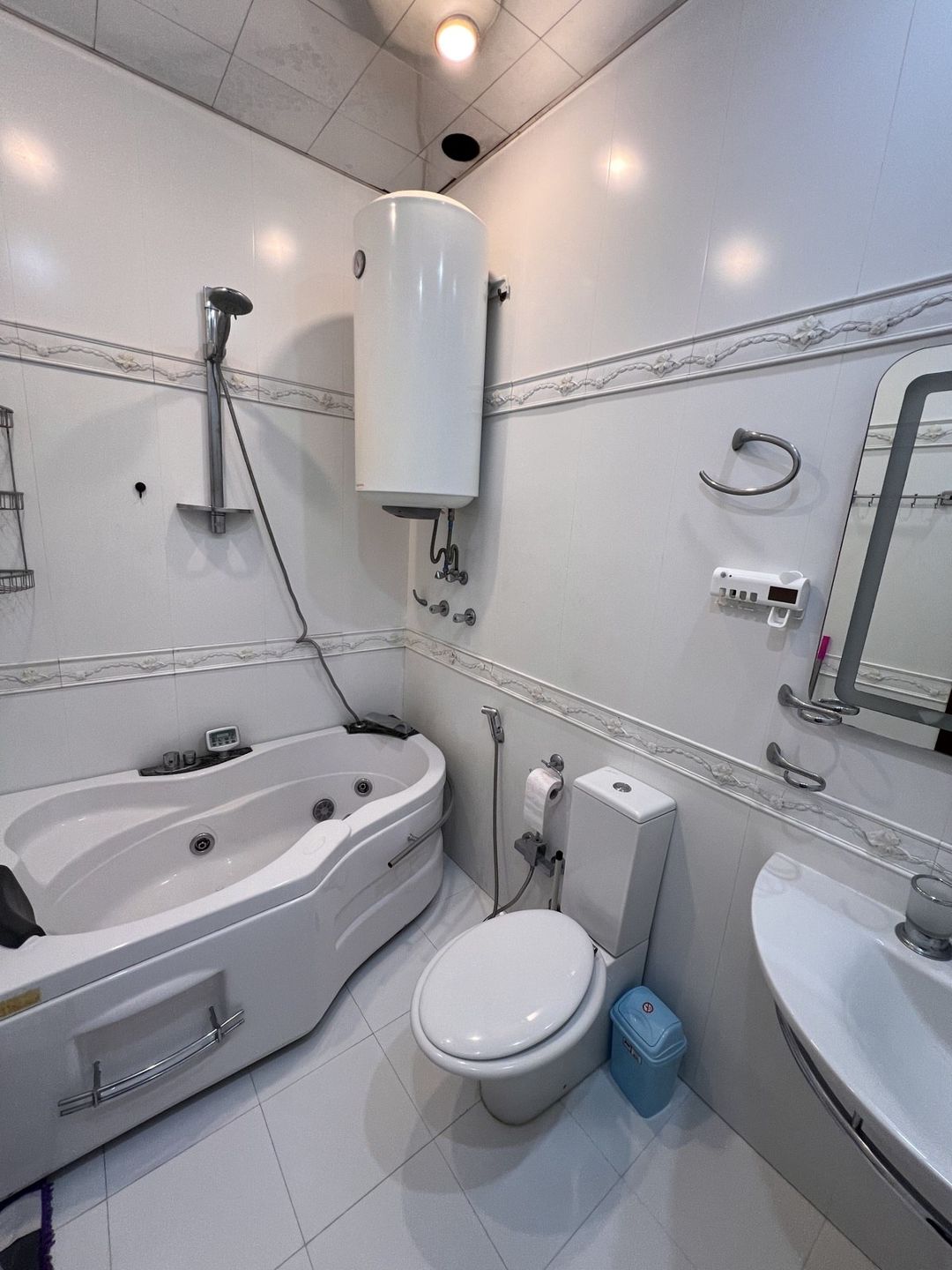 İcarəyə verilir 2 otaqlı köhnə tikili 65 m² — Mənzil, Bakı (11)