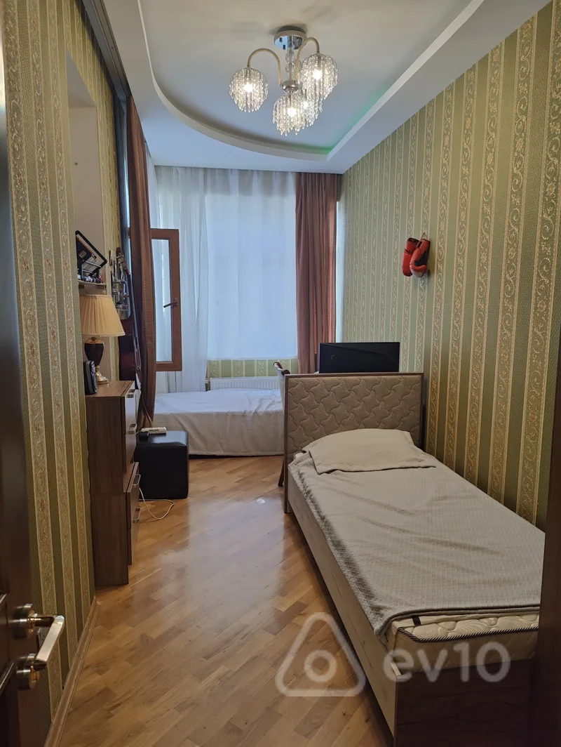 3 otaqlı mənzil, 90 m², İsmayıl Bəy Qutqaşınlı — Mənzil, Bakı (3)