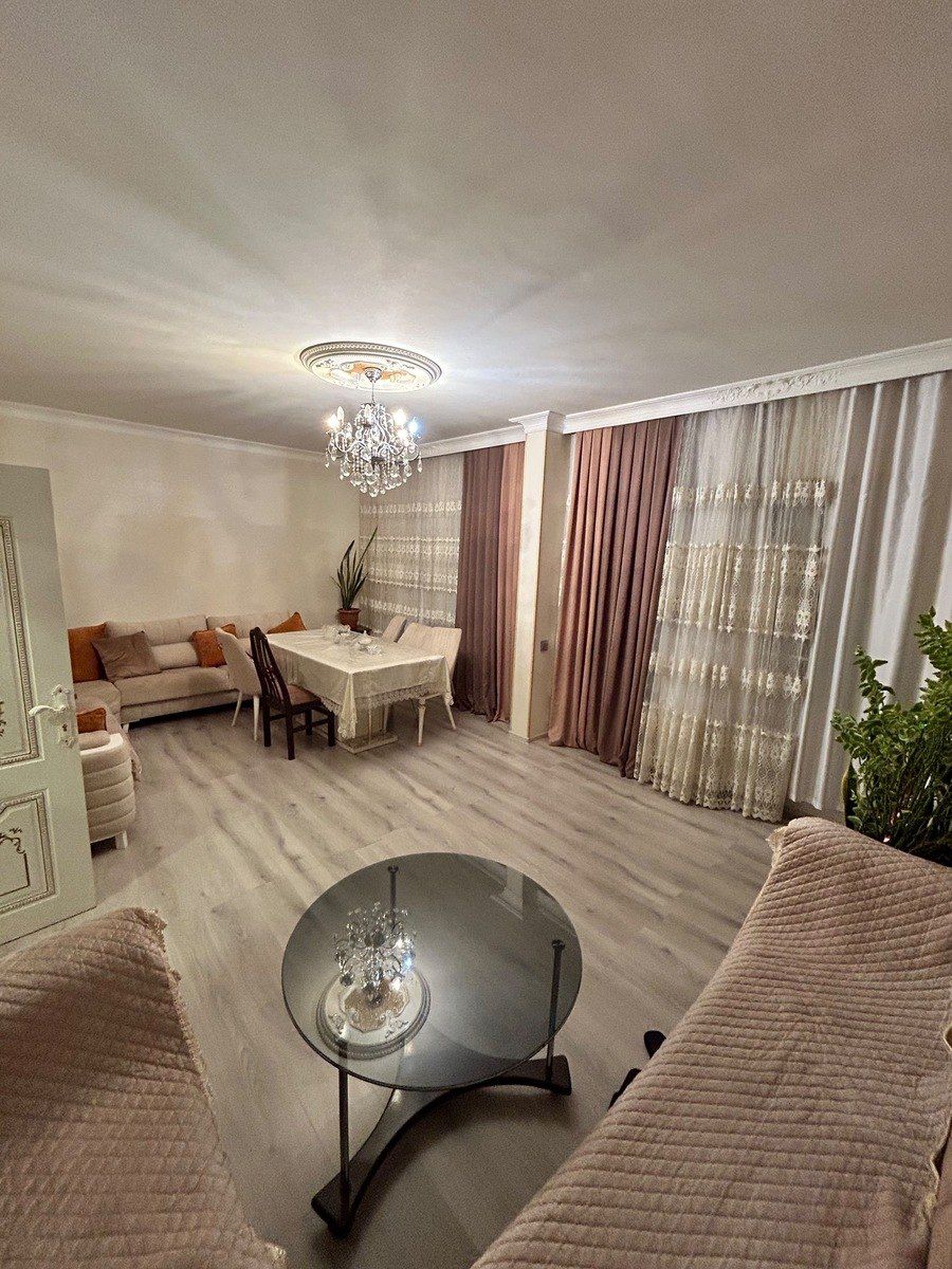 Satılır 5 otaqlı köhnə tikili 120 m² — Mənzil, Bakı (2)