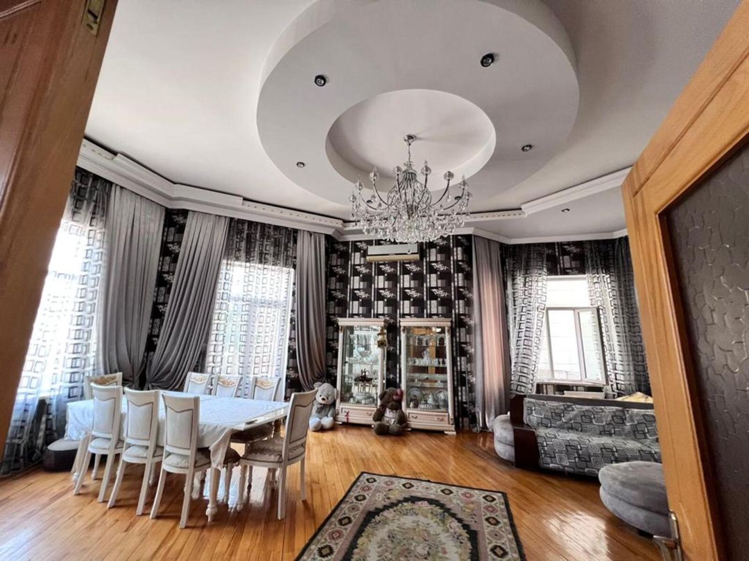 Satılır 15 otaqlı həyət evi/bağ evi 500 m² — Ev, villa, Bakı (2)