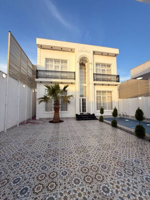 Satılır 4 otaqlı həyət evi/bağ evi 240 m² — Bakı